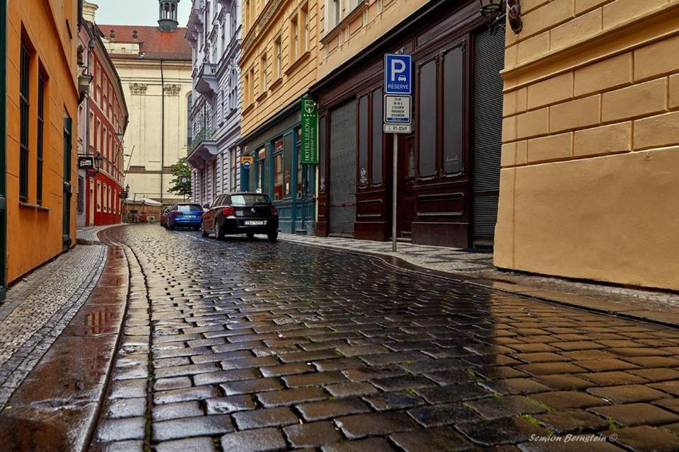 Apart Near The Charles Bridge 布拉格 外观 照片